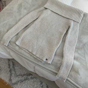 Off the shoulder sweater!